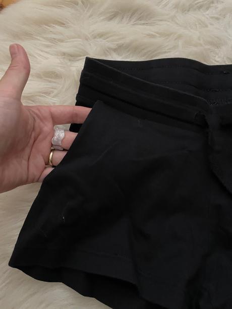 Čierne kraťasky s vreckami, h&m,146