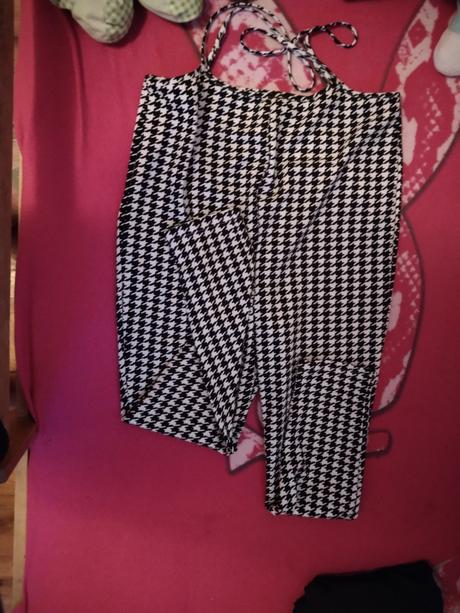 Tehotenské leginy, l