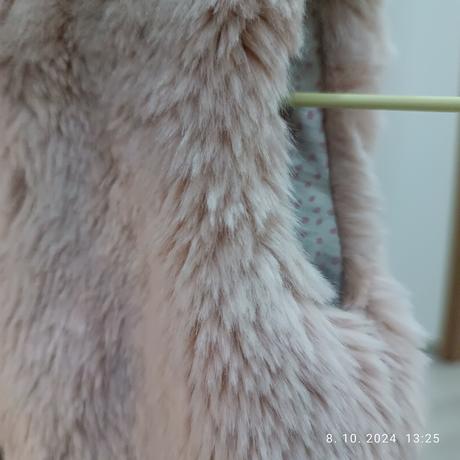 Dievčenská kožušinková vesta, f&f,68