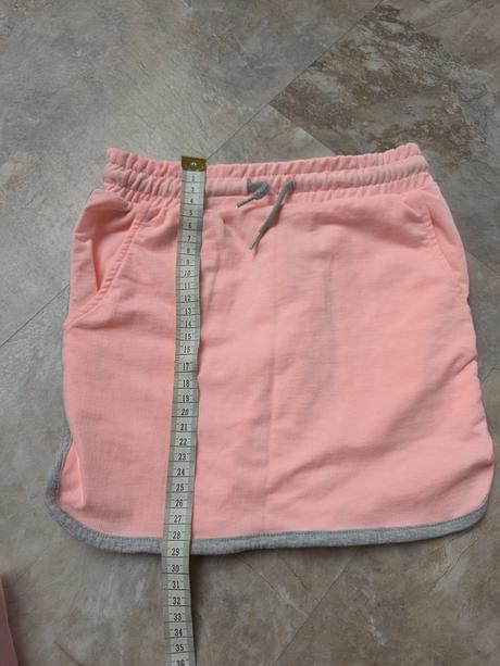 Športová suknička 122/128, 122