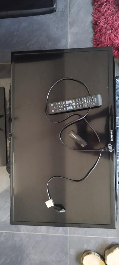 Tv samsung nie je smart, samsung