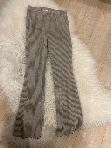 Zvonove gate, reserved,152