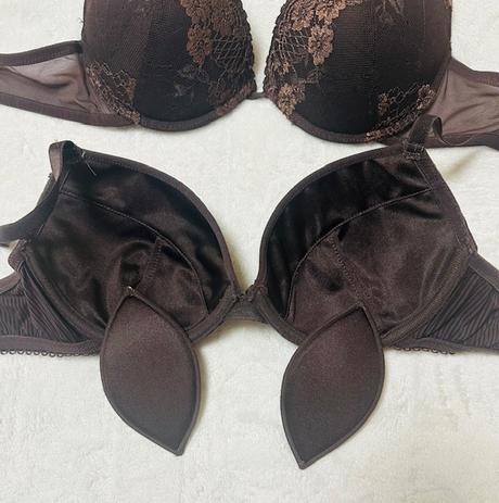 Čokoládovo-hnedé podprsenky 2 kusy za 1 cenu 85b, 85b