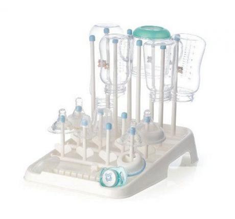 Stojan na sušenie kojeneckých fľiaš a cumlíkov,