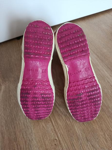 Gumáky bergstein, bergstein,33