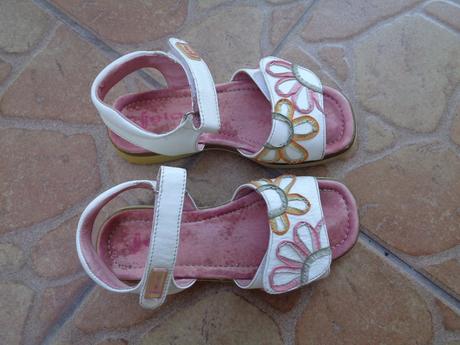 Sandálky, 30