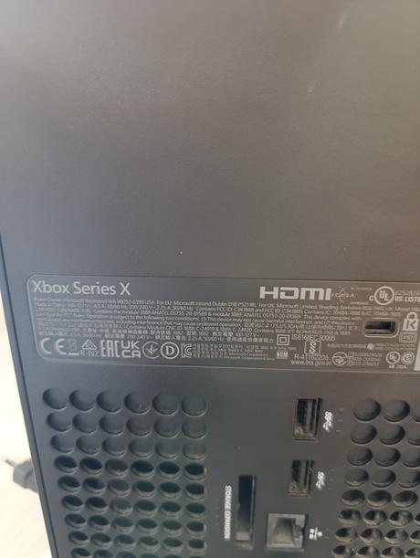 Herná konzola xbox series x, 