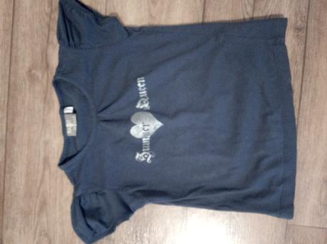 Tmavomodré tričko queen so srdieckom 116, 116