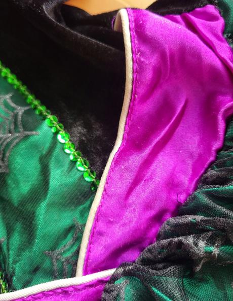 Karnevalové šaty na 5-6 rokov, 