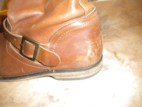 Kvalitné čižmy, 37