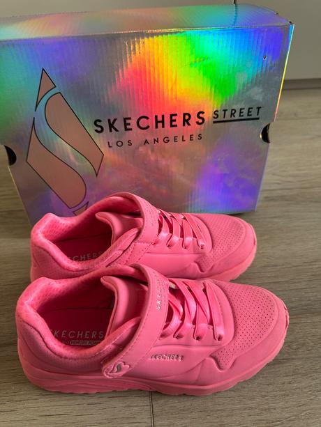 Skechers neon pink tenisky 34, skechers,34