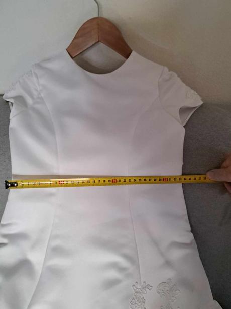 Šaty na 1. sväté prijímanie, 134