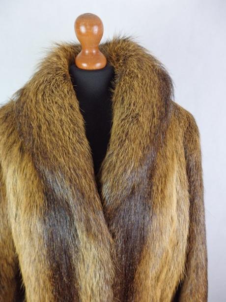 Luxusný kožuch z nutrie, 38