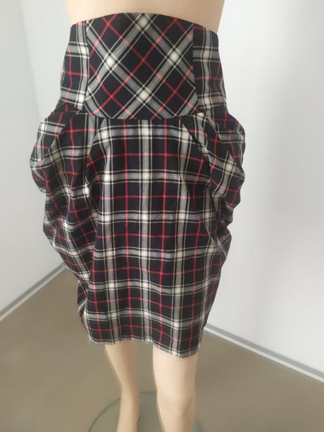 C185sukna, atmosphere,m