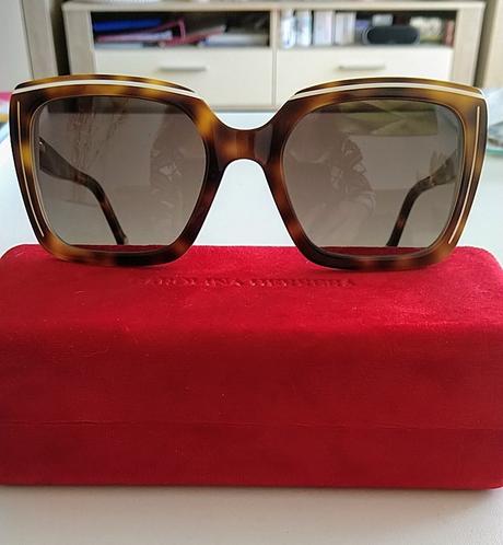 Značkové ľahučké okuliare carolina herrera,