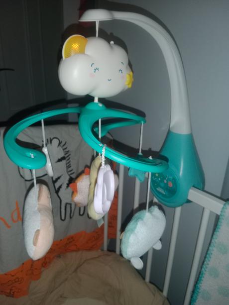 Kolotoč nad postieľku, 