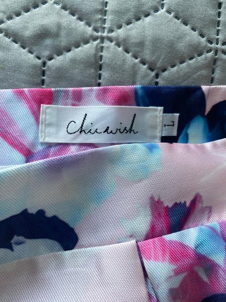 Kvetovaná midi sukňa, l