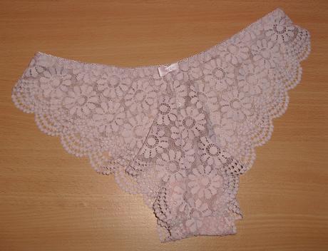 Pudrove krajkovane nohavicky, m