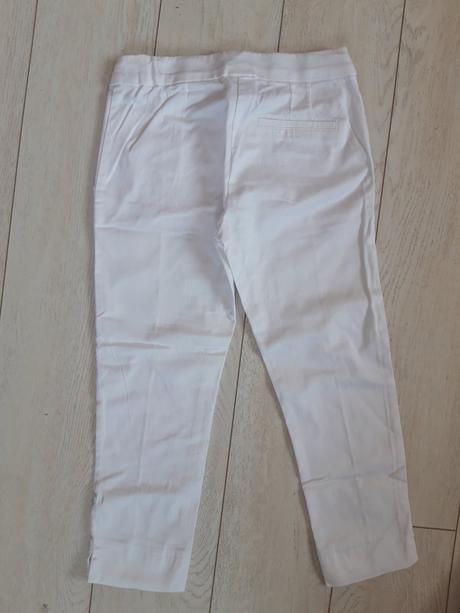 Biele nohavice po clenky, mayoral,140
