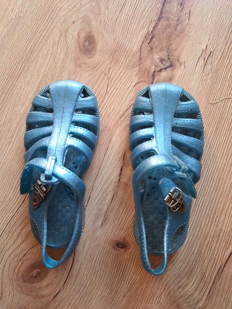 Sandále gumené do vody, 22