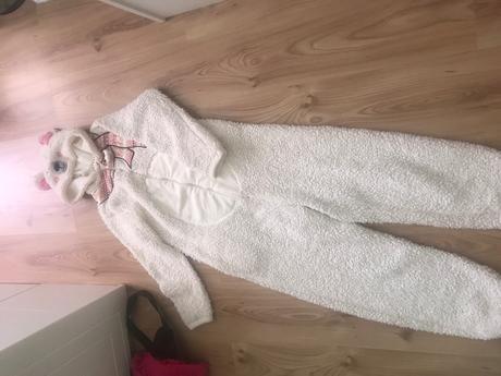 Overal na spanie,, 34