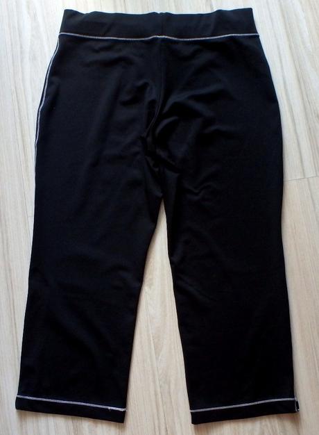 Čierne športové trištvrťáky zn. nike, v. m/l, nike,l