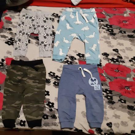 Chlapcenske nohavice, 74