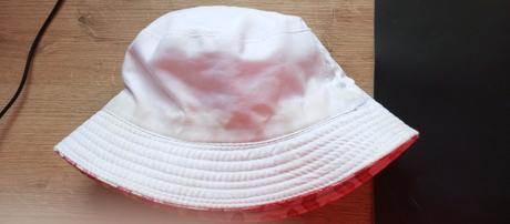 Obojstranný klobúčik, h&m