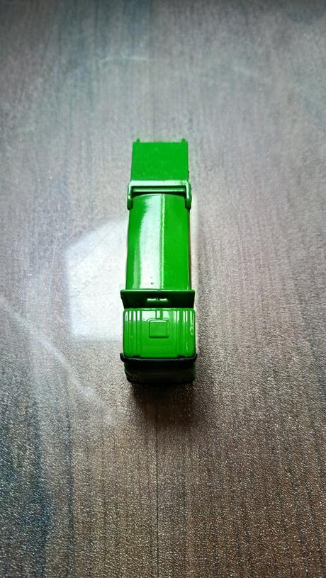 Autíčka a motorka,