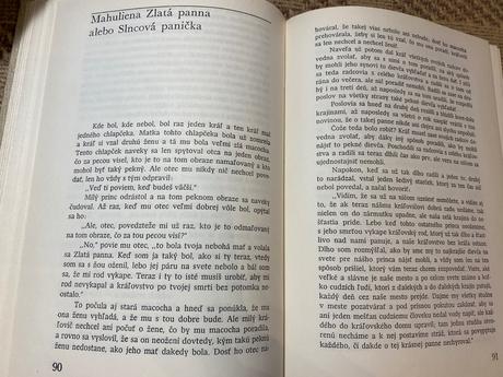 Krásna retro stará kniha rozprávok zakliata hora, 