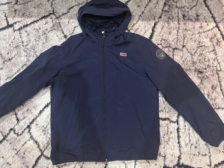 Vetrovka, napapijri,l