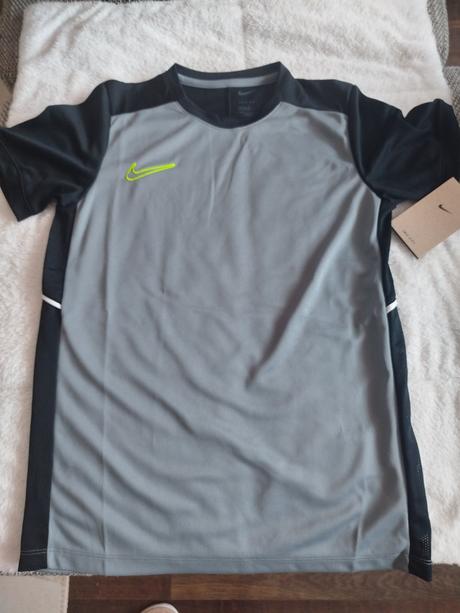 Tricko, nike,146
