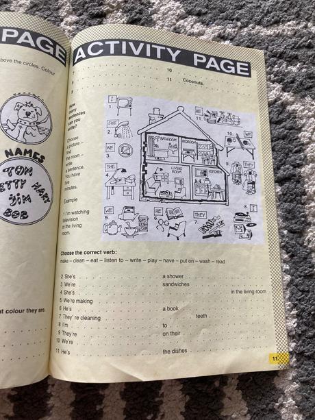 Staršie časopisy hello 5ks, 