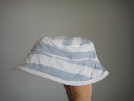 Súpravička -opalovačky, tričko a klobúčik, f&f,62