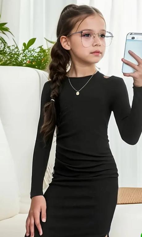 Čierne dievčenské šaty, 146