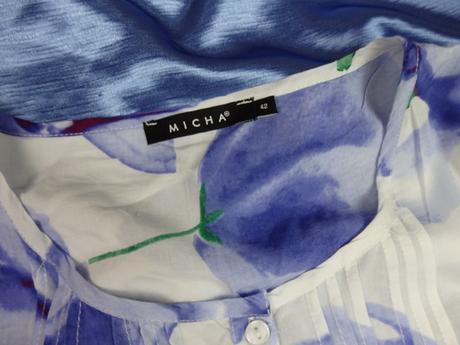 Luxusná kvetovaná blúzka, 42