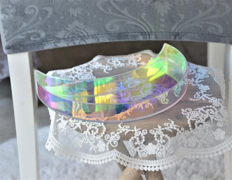 Podnos/organizér v tvare polmesiaca,