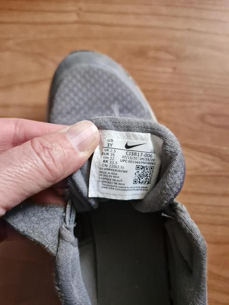 Detske tenisky_sive_nike, nike,35