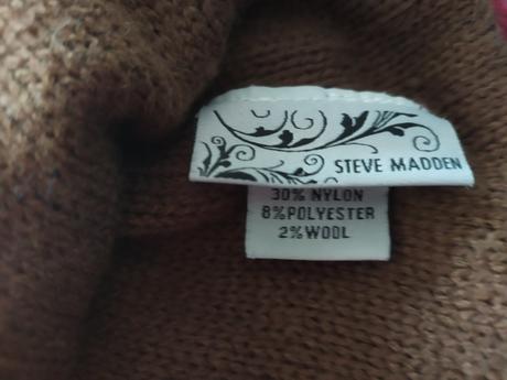 Veselá čiapka zn. steve madden - darujem, 116