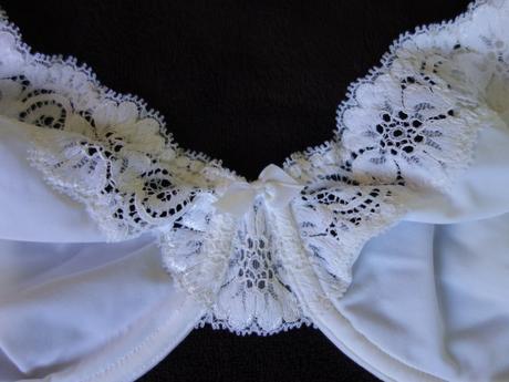 Podprsenka triumph minimizer, veľ. 75c, triumph,75c