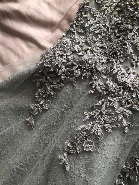 Krasne spoločenské šaty č.36, 36