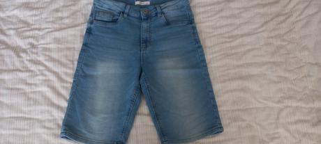 Bermudy, reserved,152