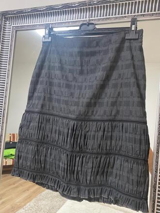 Dámska sukňa, 42