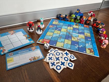 Figúrky paw patrol a hra, 