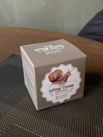 Spevňujúci krém s extraktom zo slimačieho slizu, 