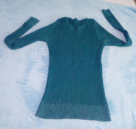 Tmavozelený pulóver, s