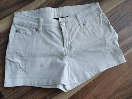 Krátke nohavice, esmara,36