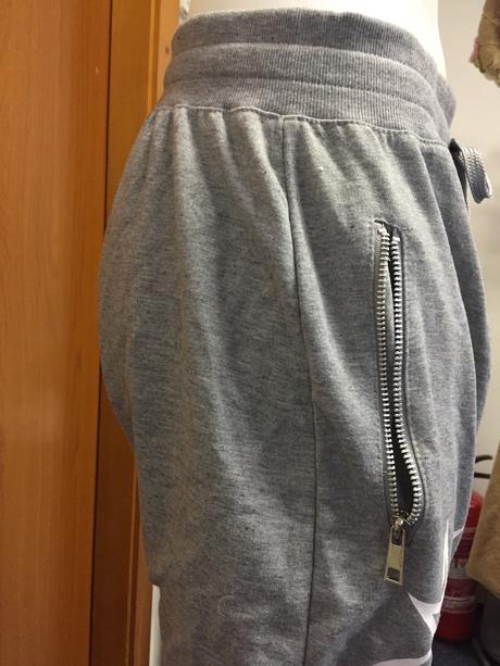 Tepláky s padnutým pudlom, veľ. l, vhodné s/m, l
