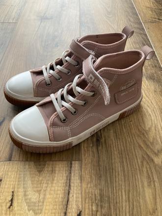 Dievčenské členkov tenisky, 35