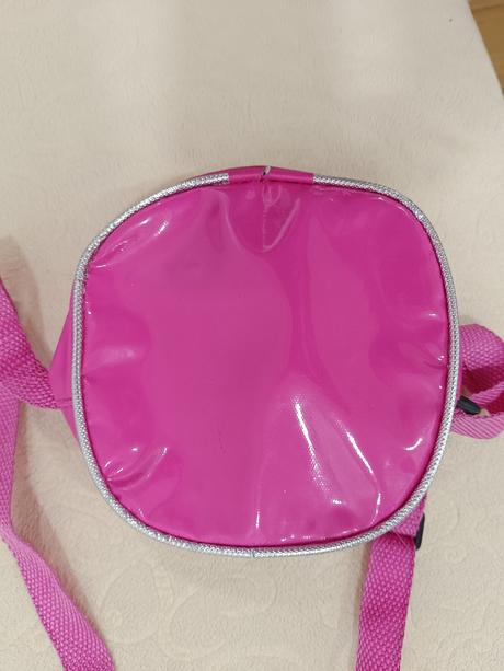 Kabelka máša a medveď, 